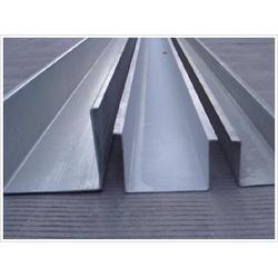 FPR采光瓦 濰坊泰霖建材引領綠色建筑材料新潮流